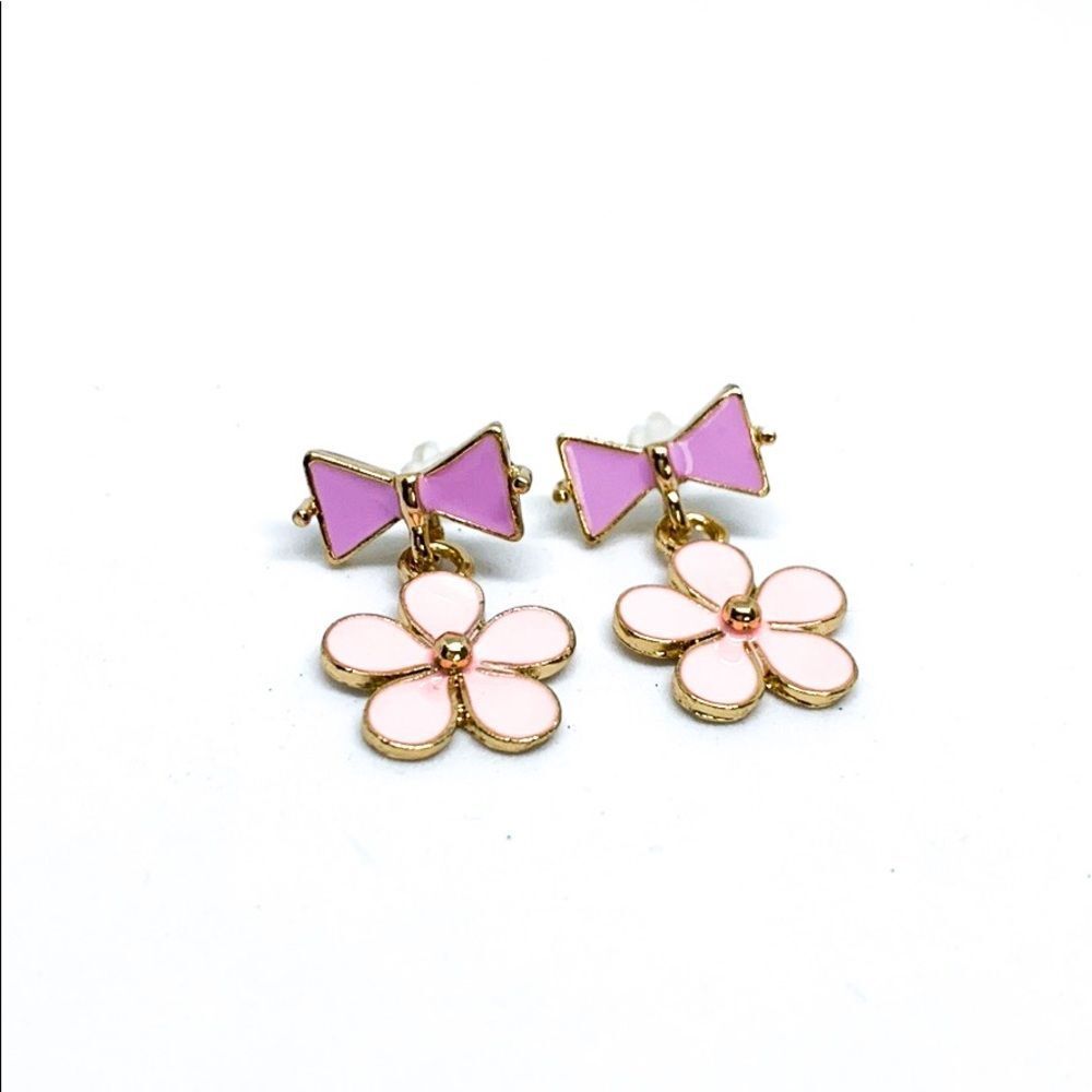 Daisy Enamel Gold Post Earrings